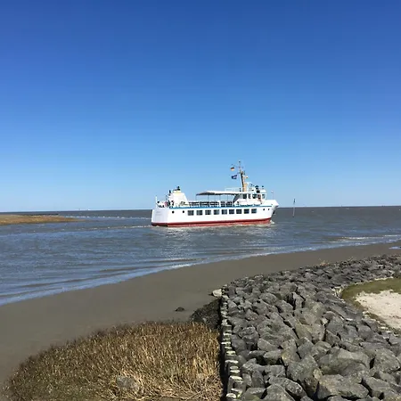 Semesterbostad Am Deich *